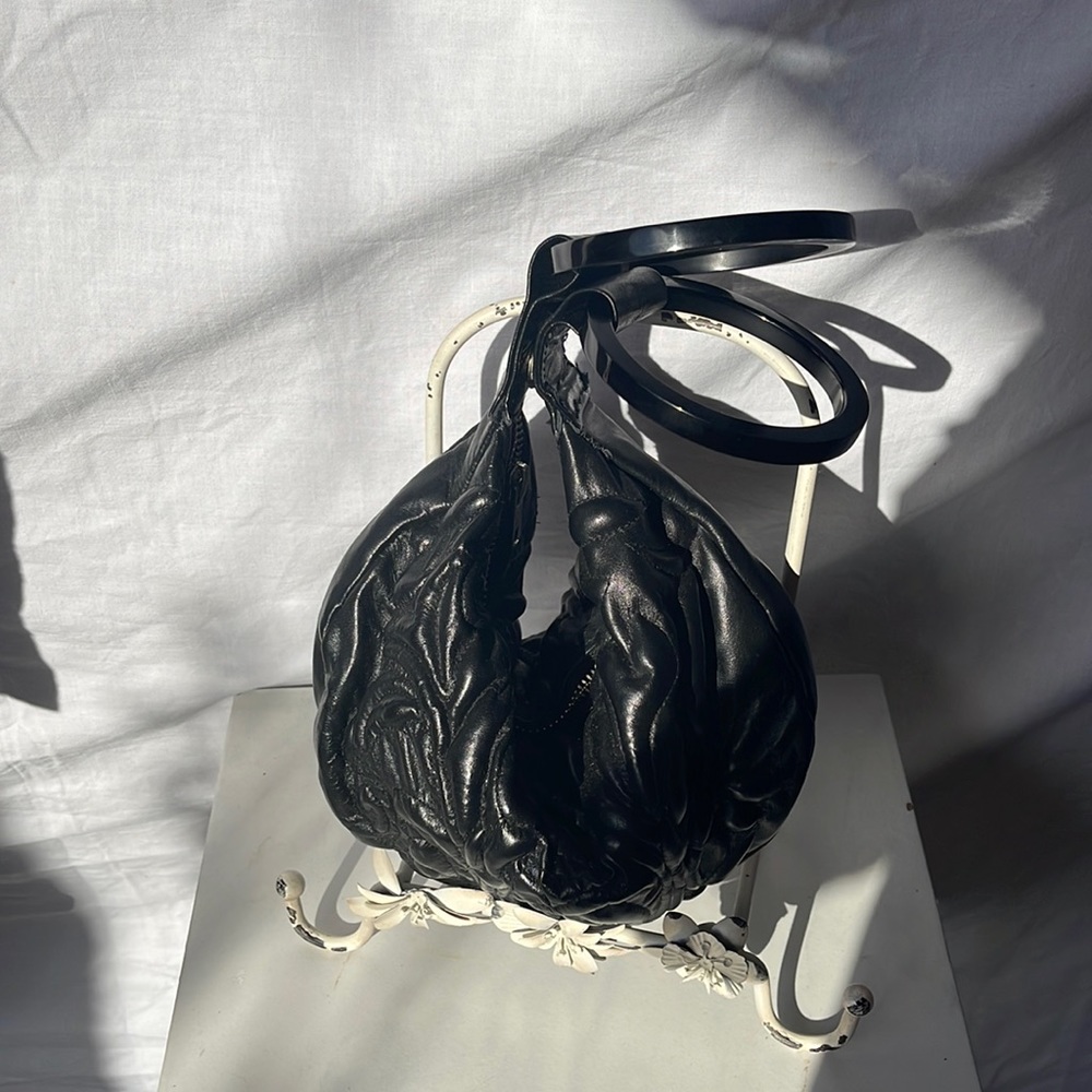 Mini Black Leather Zip-up Purse